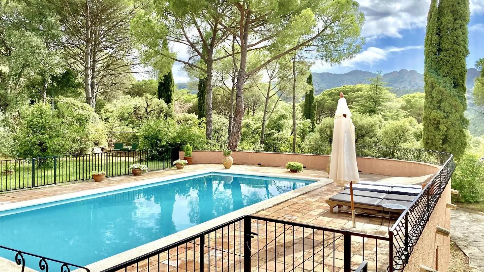 Casa Del Cielo Costabravasi location